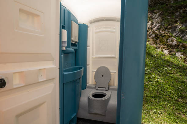 Best Portable restroom trailer rental  in Jefferson, TX